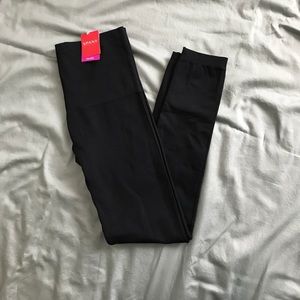 🆕 Spanx Look at Me Now leggings, black 1X